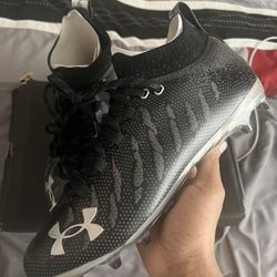 Under Armour Spotlight Lux MC 2.0 Cleats