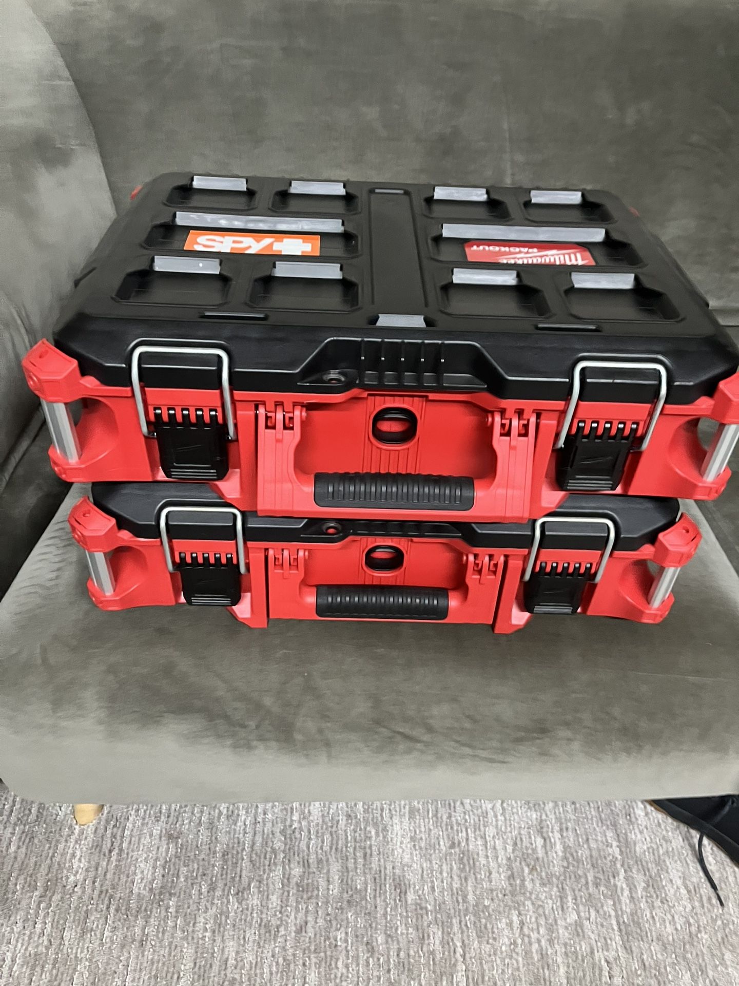 MILWAUKEE PACKOUT TOOL BOXES SET OFF 2 Model 48-22-8424