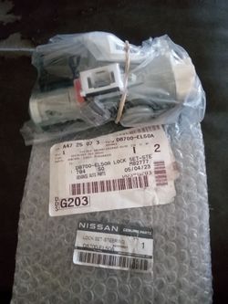09'Nissan Versa Cylinder Lock