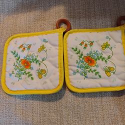 Vintage/ New Potholders 