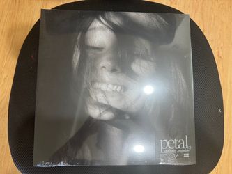 Ariana Grande - Petal Translucent Pearly White LP Vinyl (Signed)