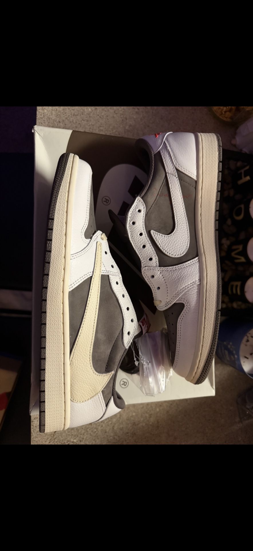 Travis Scott Jordan 1 Reverse Mocha Size 11