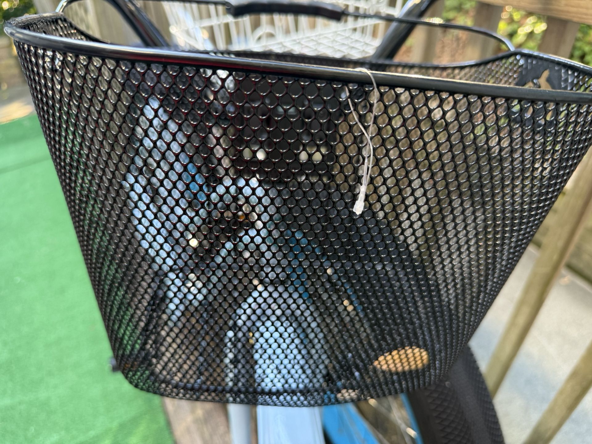 Bike Basket   Hardly Used 