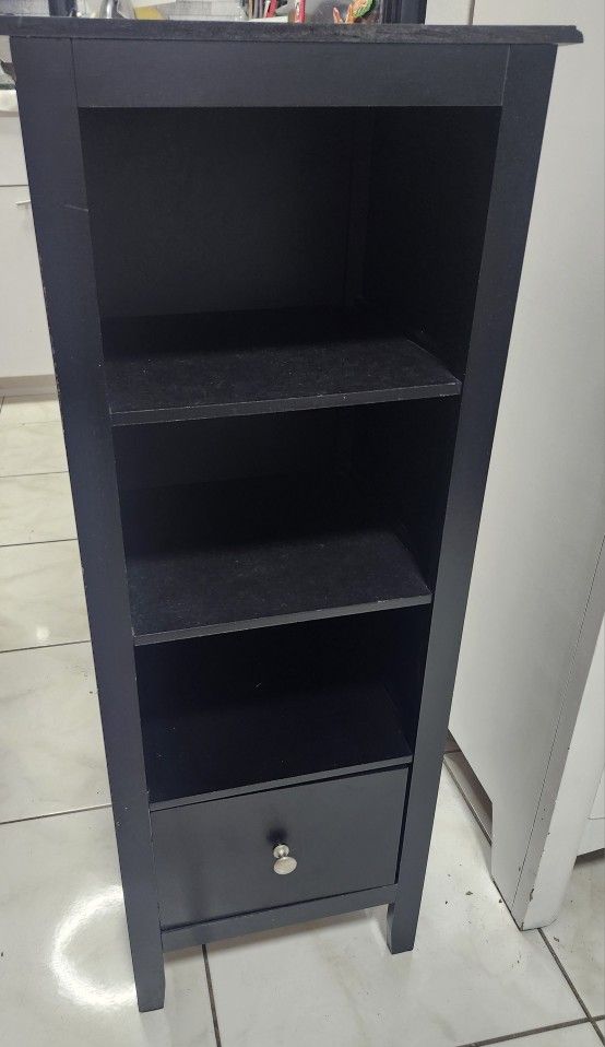 Black Shelf For Bathroon Or Bedroom