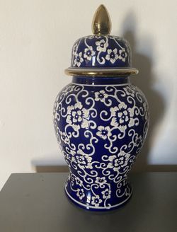 Gold Ginger Jar 🏺 Vase