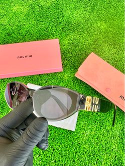Miu Miu Sung*lasses