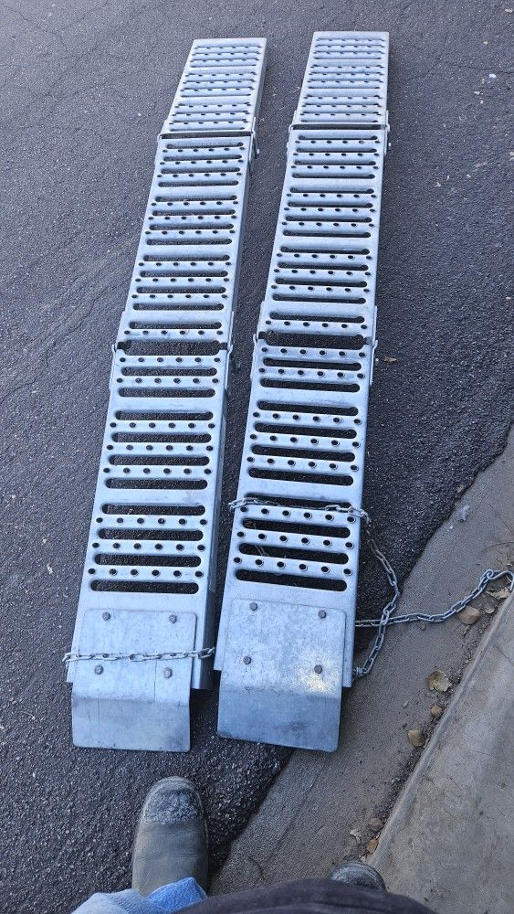Foldable Ramps