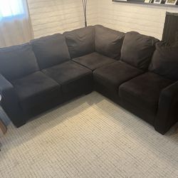 Sectional Couch ( 2 Pieces)