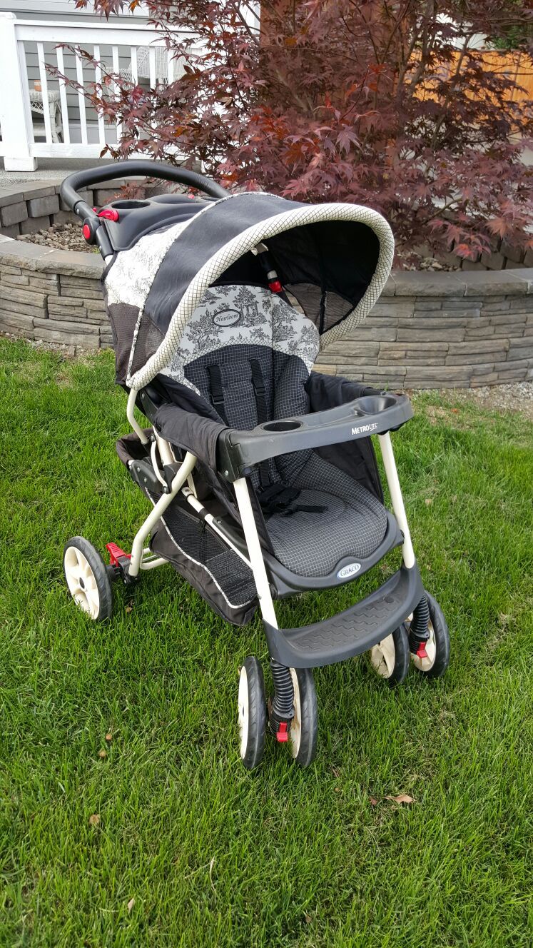 MetroLite Heirloom stroller by Graco