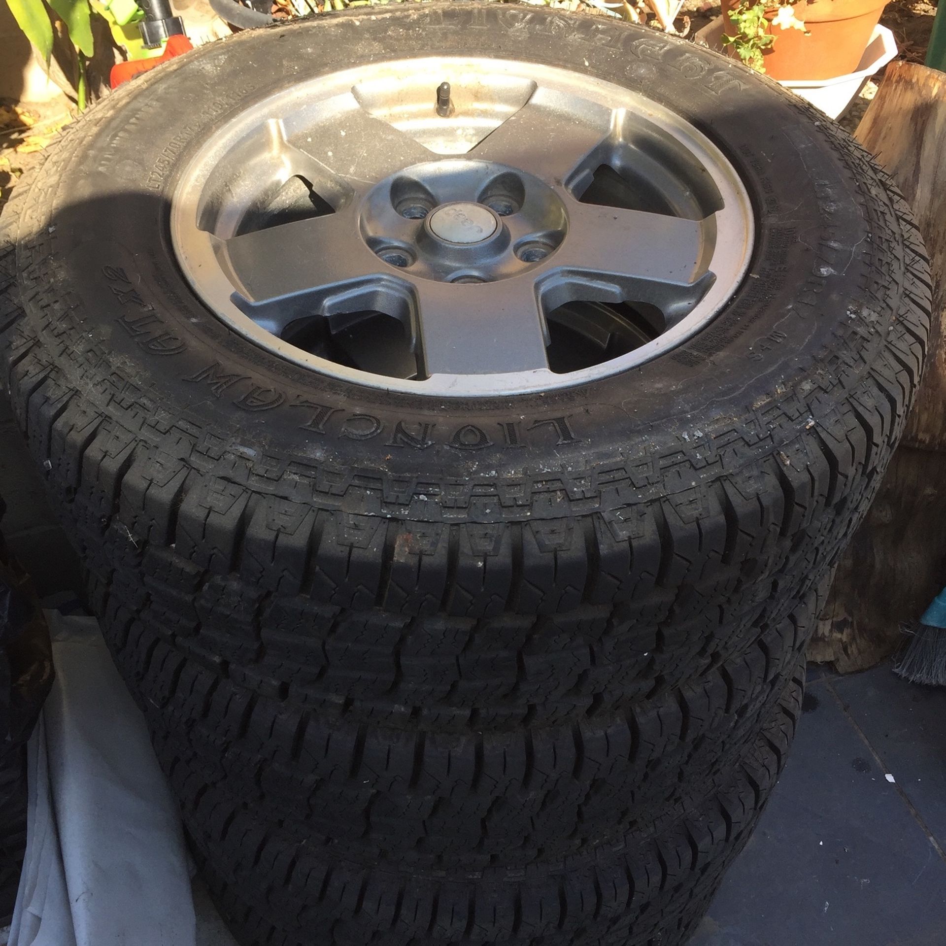 Set of 4Tires