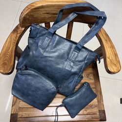 Three-piece handbag set