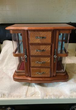 Jewelry Box