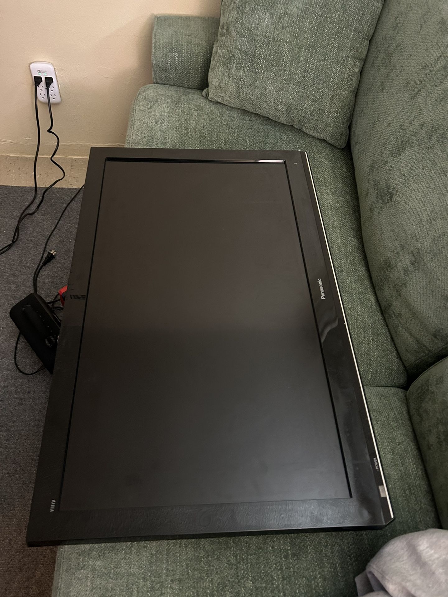 32 Inch Panasonic TV