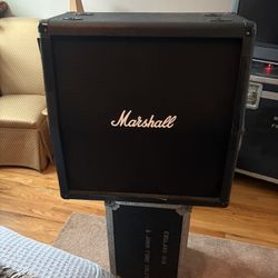 Marshall MG412A - 4 X 12 Guitar Cabinet