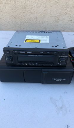 Porsche 911 factory Stereo 6 disc changer and Bose amp