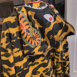 Authentic 2XL Bape Hoodie