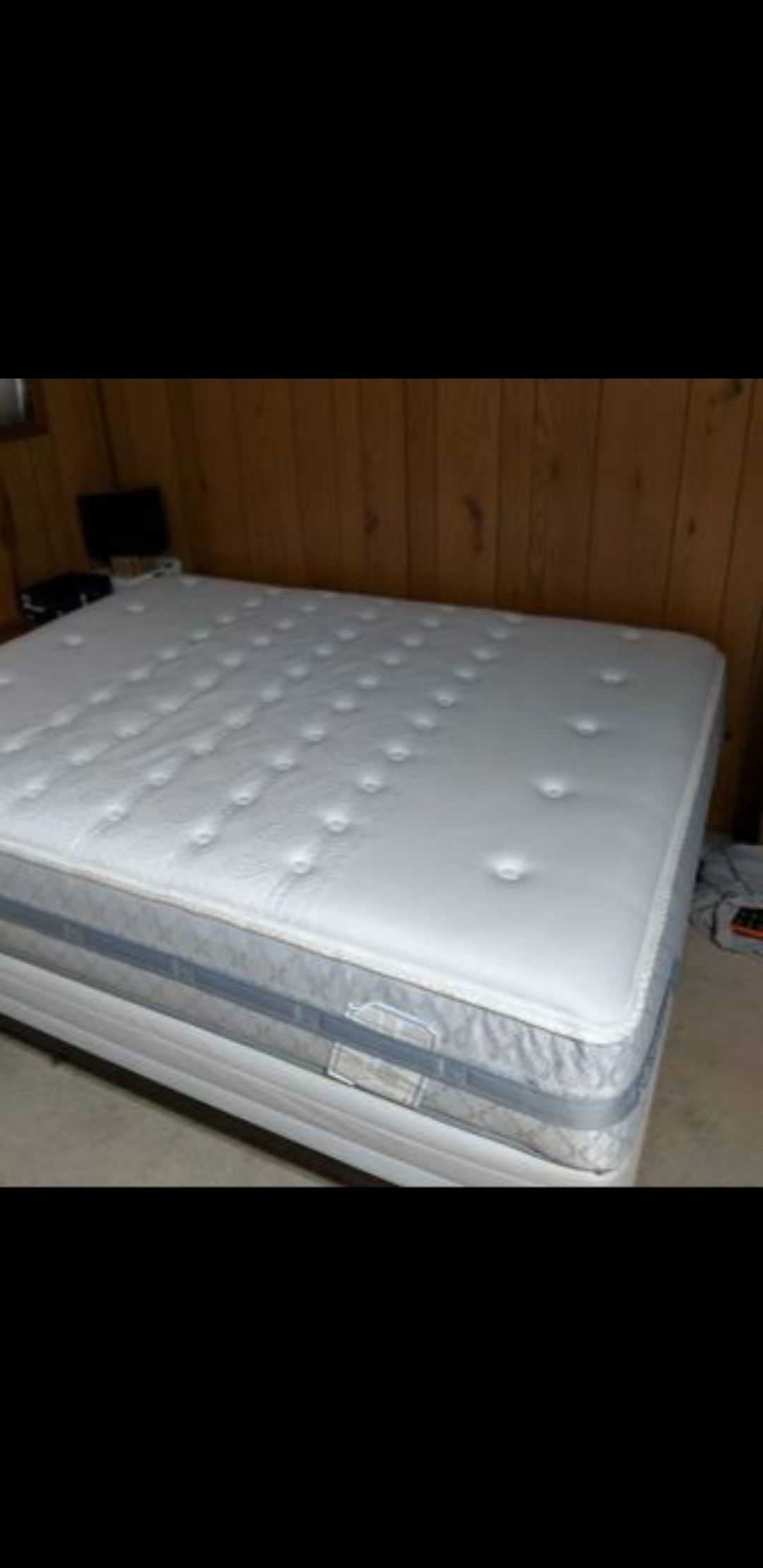 Very Nice Queen Sealy Posturepedic Mattress, Boxspring and Metal Bed Frame
