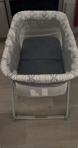 Baby Bassinet with Stand and Mattress