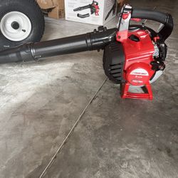 leaf blower 