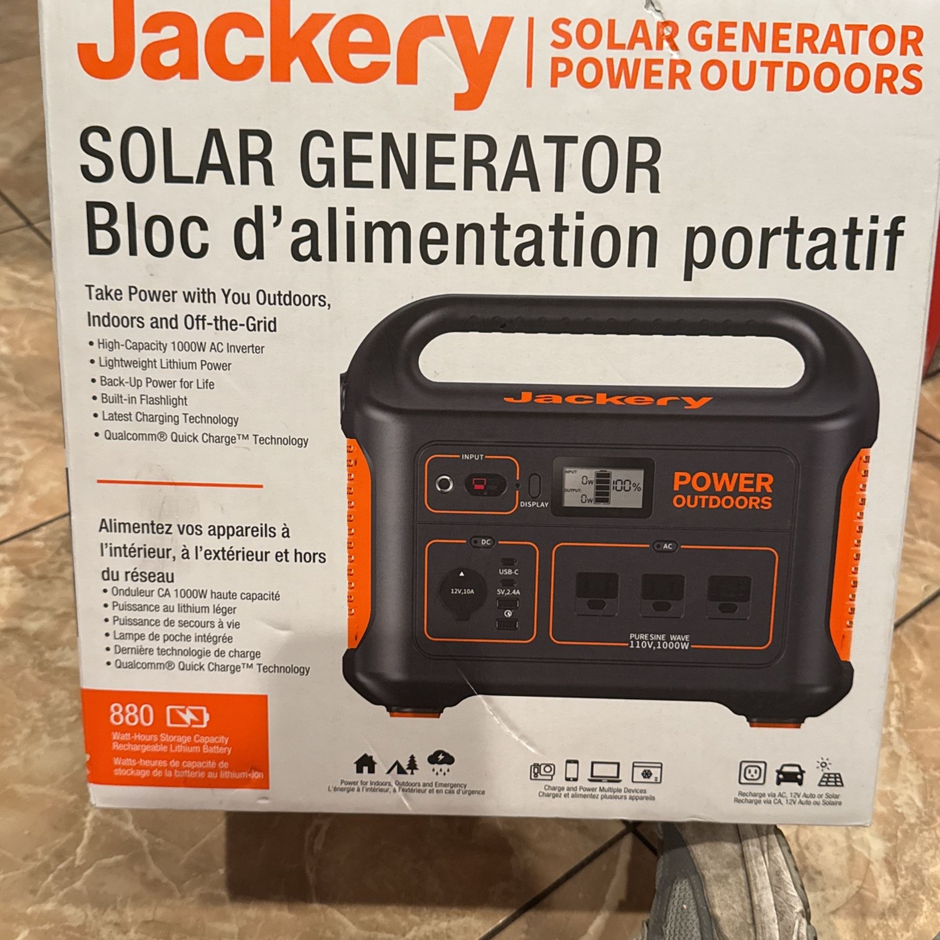 Jackery Solar Generator 
