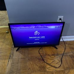 Insignia TV 32” LED ( No Tengo El Control Remoto)