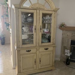 China Cabinet 