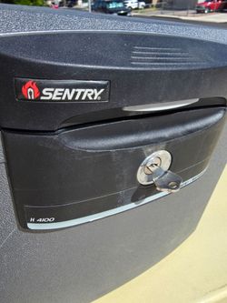 Safe box with key