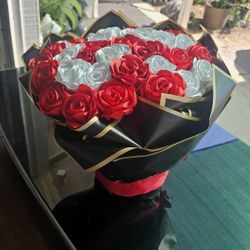 Bouquet of Roses with Satin
Ribbon