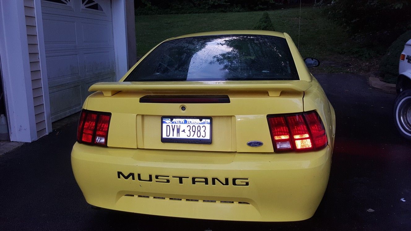 2003 Ford Mustang