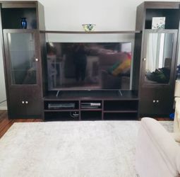 Entertainment unit