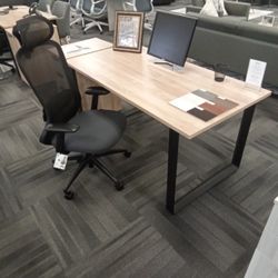 Modern Office Desk | Encore 