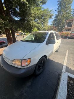 2000 Toyota Sienna