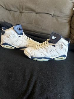 Air Jordan 6 “Midnight Navy” in white/navy