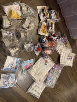 Mc Donald’s And Burger King Toys 
