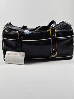 Adidas premium weekender bag and matching toiletry bag for free both nwt