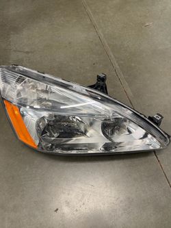 2003 Honda accord headlight