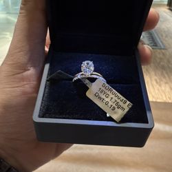 OVAL Cut 1.5 Carat E Color VS1 Lab Grown Diamond Ring
