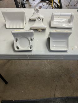 Bathroom Ceramic Wall Items