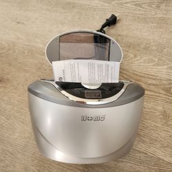 Digital ultrasonic cleaner