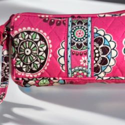Vera Bradley Wristlet 7” Pink Cupcake Pattern Zip Flower Pocket Purse Clean EUC