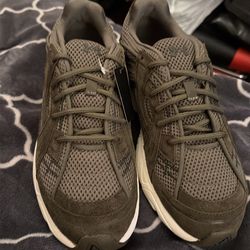 Under Armour men's shoes