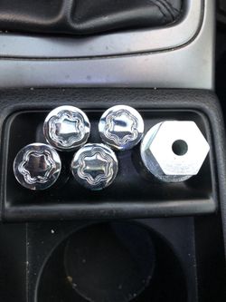 Mitsubishi Wheel lock