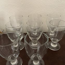 🥛 Set of 8 Tumblers / Drinking Glasses – Great Condition! 🥛