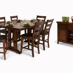 Dining Room Table . With Leaf And Extra Chairs 