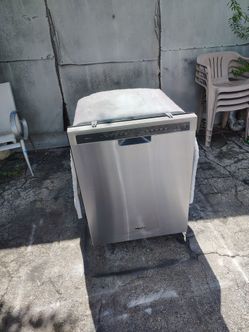 Whirlpool dishwasher stainless steel