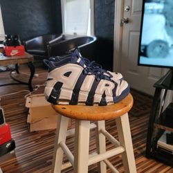Nike Air More Uptempo Olympic Sz 9 $150