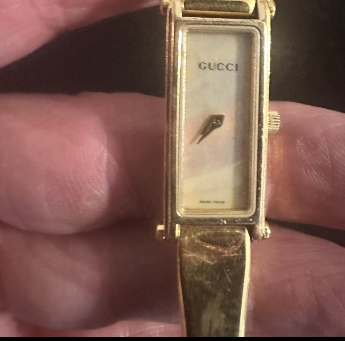 Authentic Vintage Gucci Gold Watch – Swiss Made