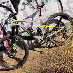 Giant Trance 2 Mountain Bike 27.5