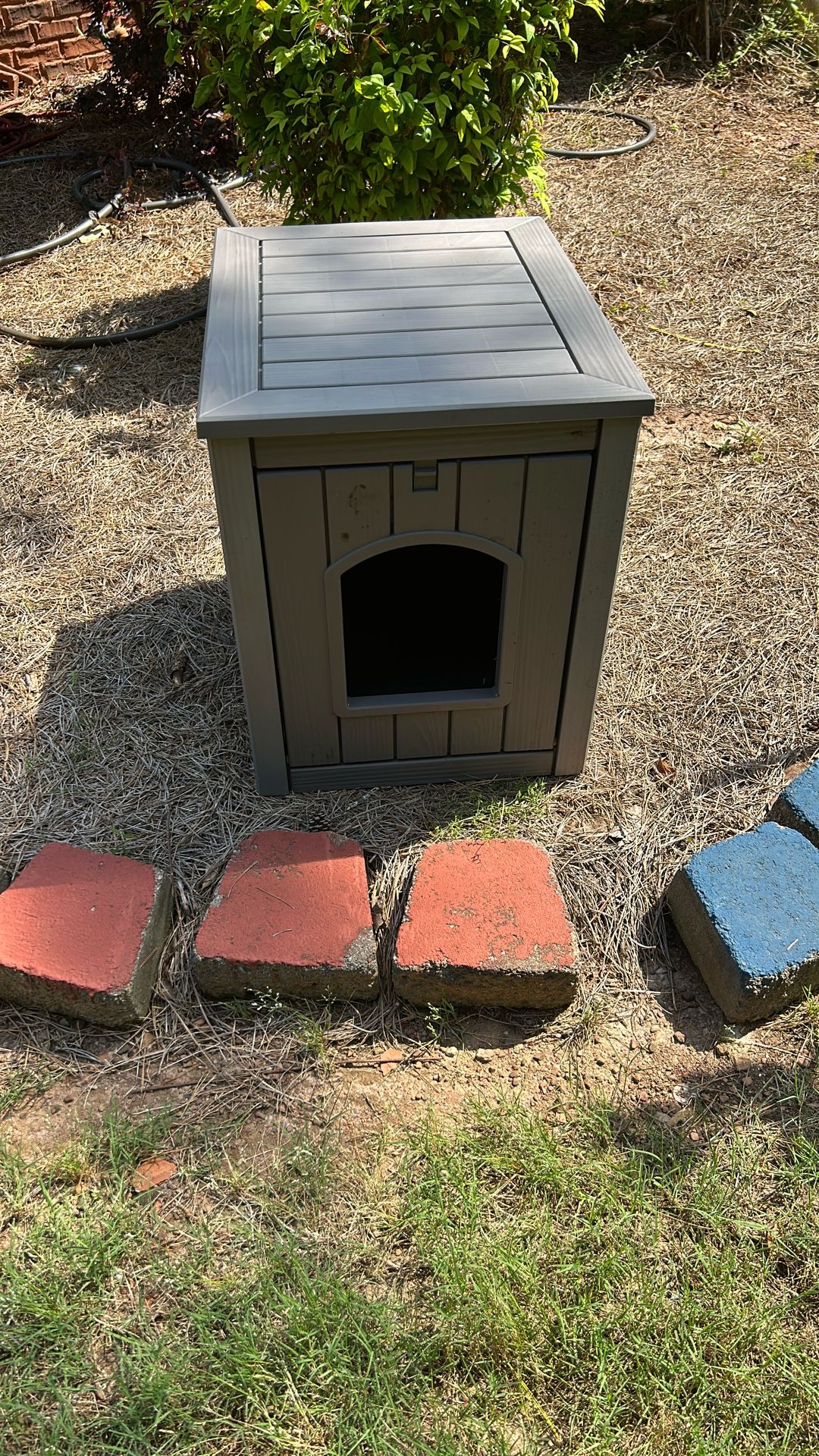 Small Dog House