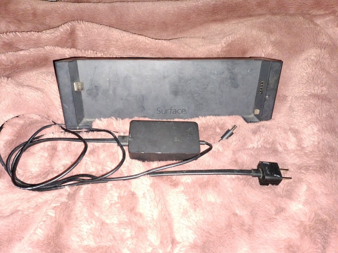 Surface Pro Docking Station Model 1617